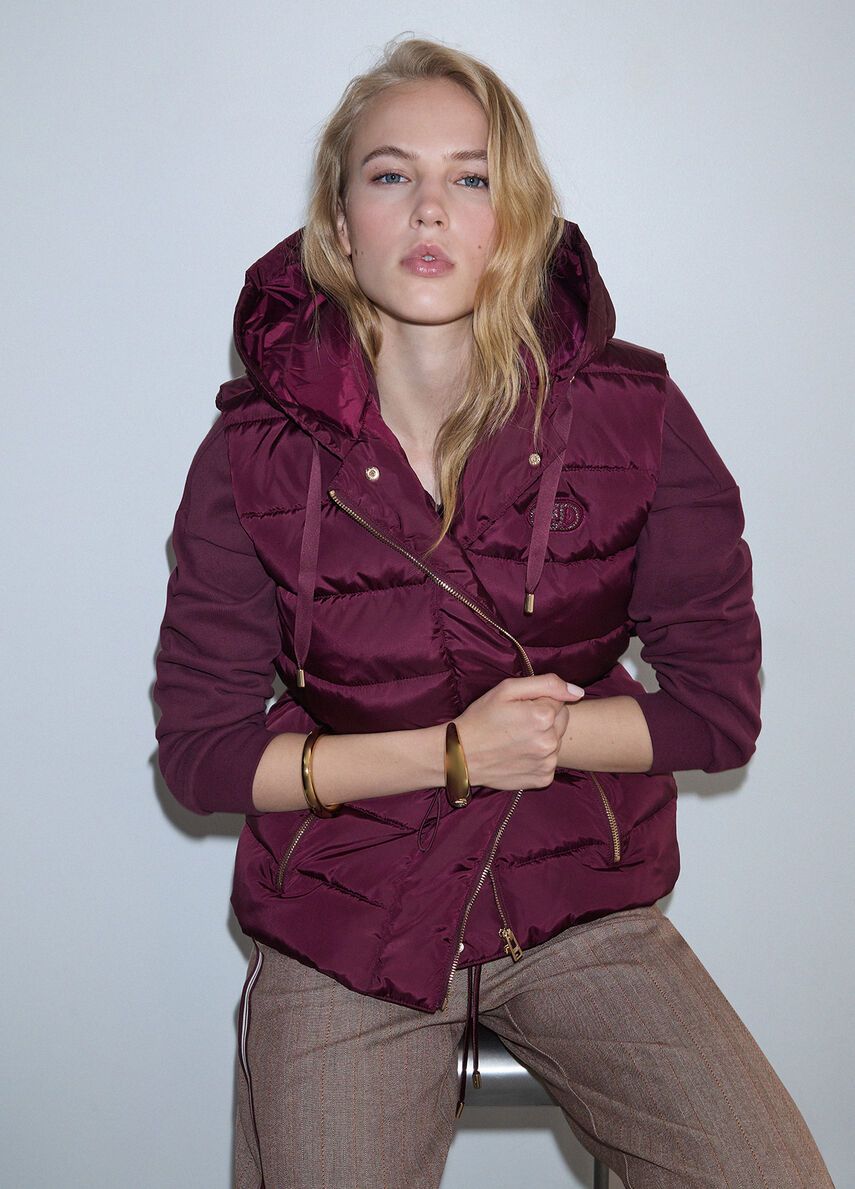BODYWARMER VAN LIU JO TF6120-TS62A 91718 RED AUBERGINE