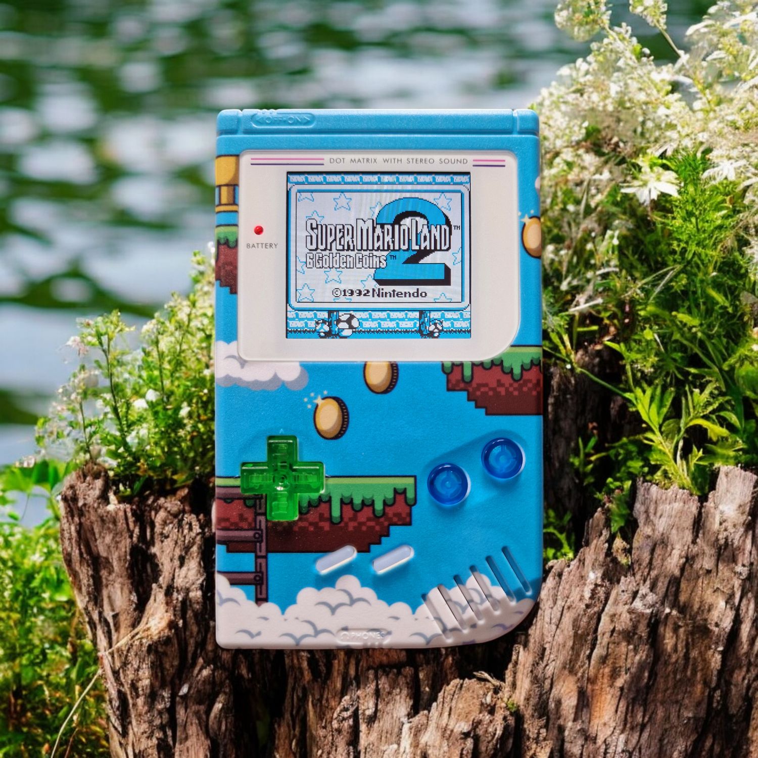 GameBoy Classic mit IPS Q5 Farbdisplay mit neuem Gehäuse im Super Mario-inspirierten Jump & Run Design!