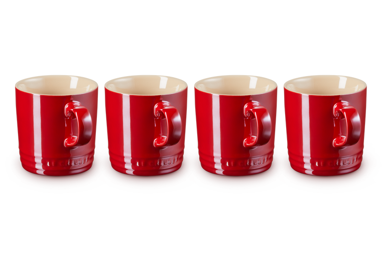 Le Creuset Aardewerken Set van 4 Mokken Mettalic Kersenrood 350ML Le Creuset Aardewerken Set van 4 Mokken Mettalic Kersenrood 350ML