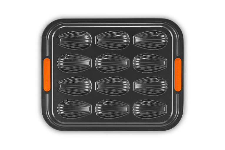 Le Creuset Bavorm voor 12 madeleines 34x27CM
