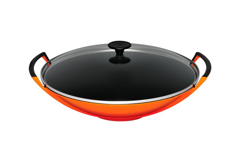 Le Creuset Gietijzer Wok met glazen deksel Oranjerood 36CM 4,5L Le Creuset Gietijzer Wok met glazen deksel Oranjerood 36CM 4,5L