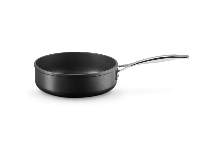 Le Creuset Anti-Aanbak Hapjespan met extra handvat