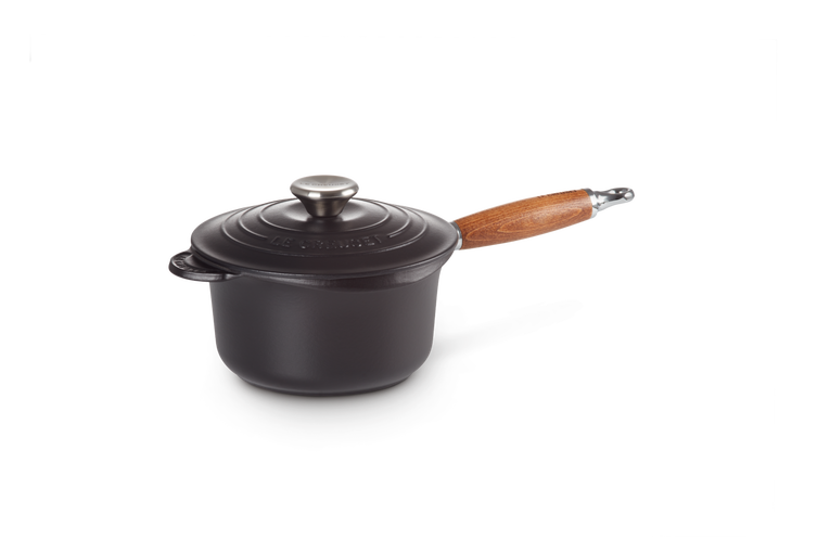 Le Creuset Gietijzer Steelpan met deksel & houten handvat Mat Zwart 18CM 1,8L