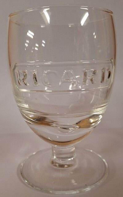 Glas - Ricard - Logo doorschijnend