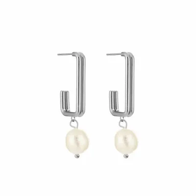 Oorbel met pareltje - Zilver