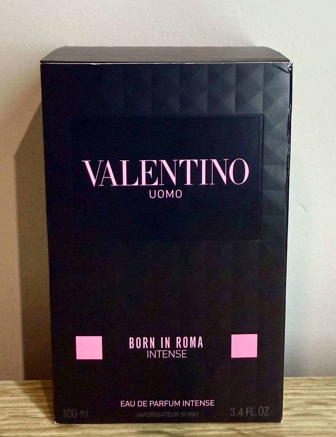 Valentino Born in Roma Intense Perfume