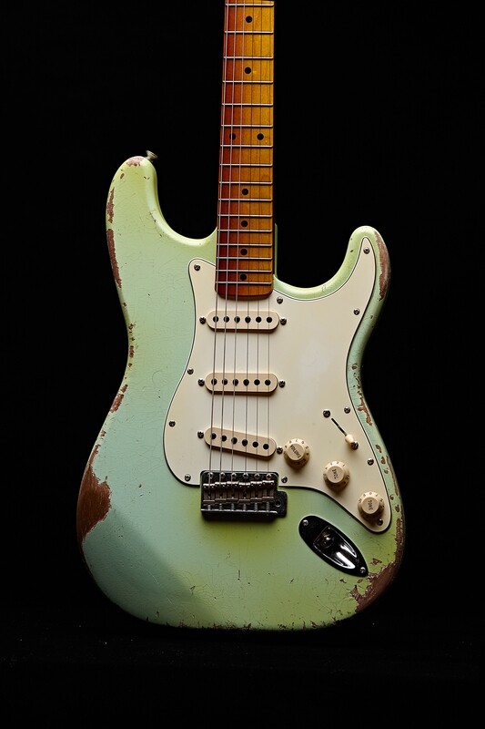 STRATOCASTER SURF GREEN OLD SWEAT EDITION