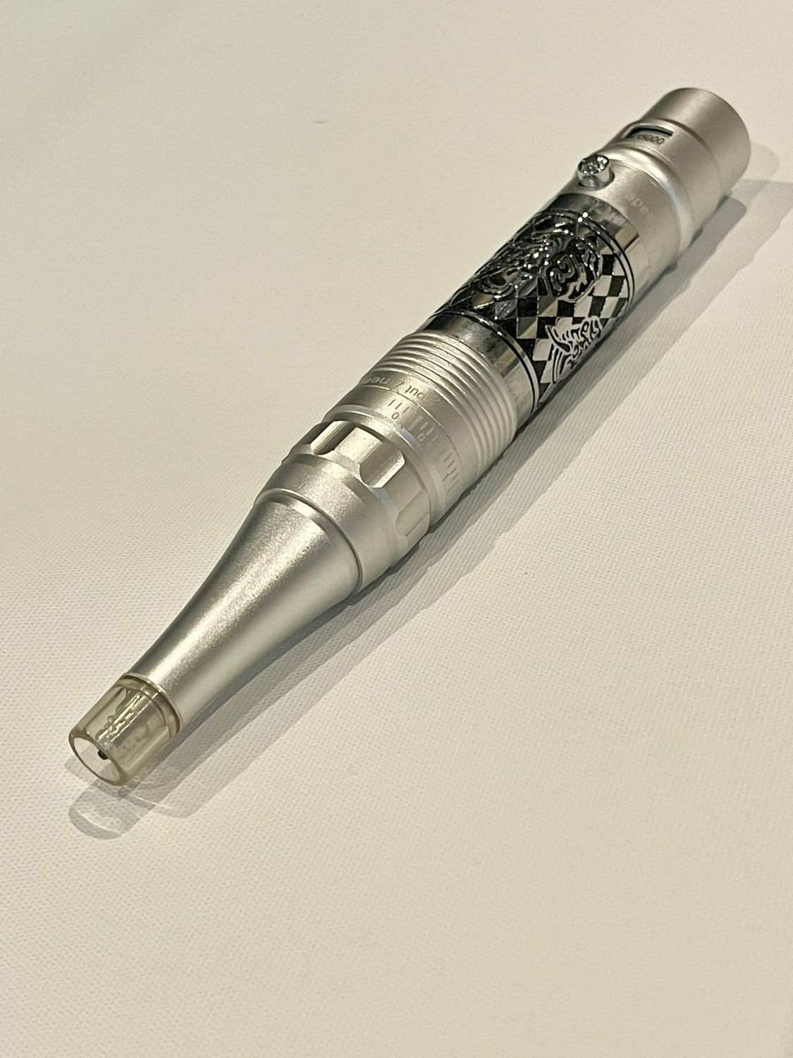 Wireless permanent makeup machine