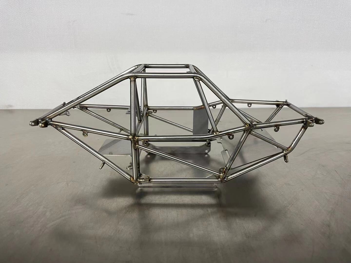 R2 Moon Buggy chassis for Axial Capra or Vanquish platforms