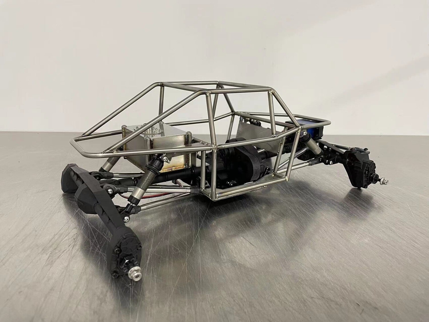 A1 Moon Buggy for Axial Capra USD379 (Deposit 150)