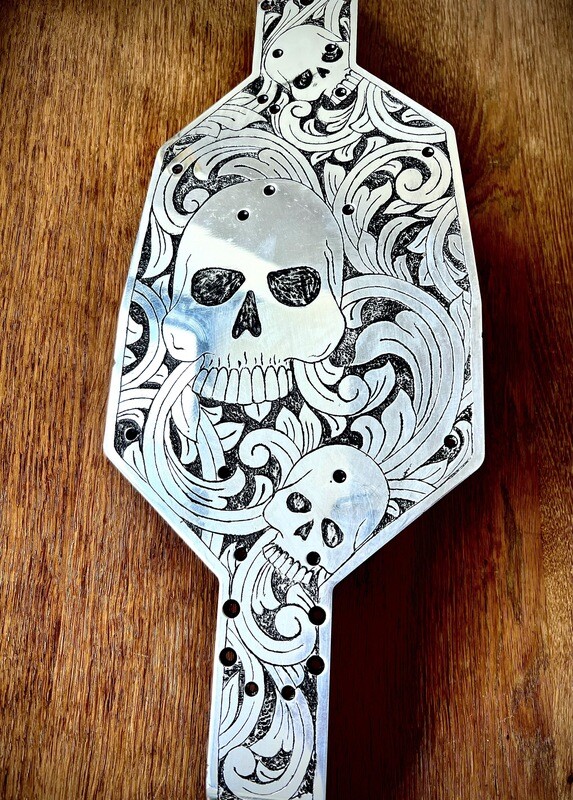SM1 Baja Buggy aluminum chassis main skid plate with handcrafted engrave "Skull Faces"