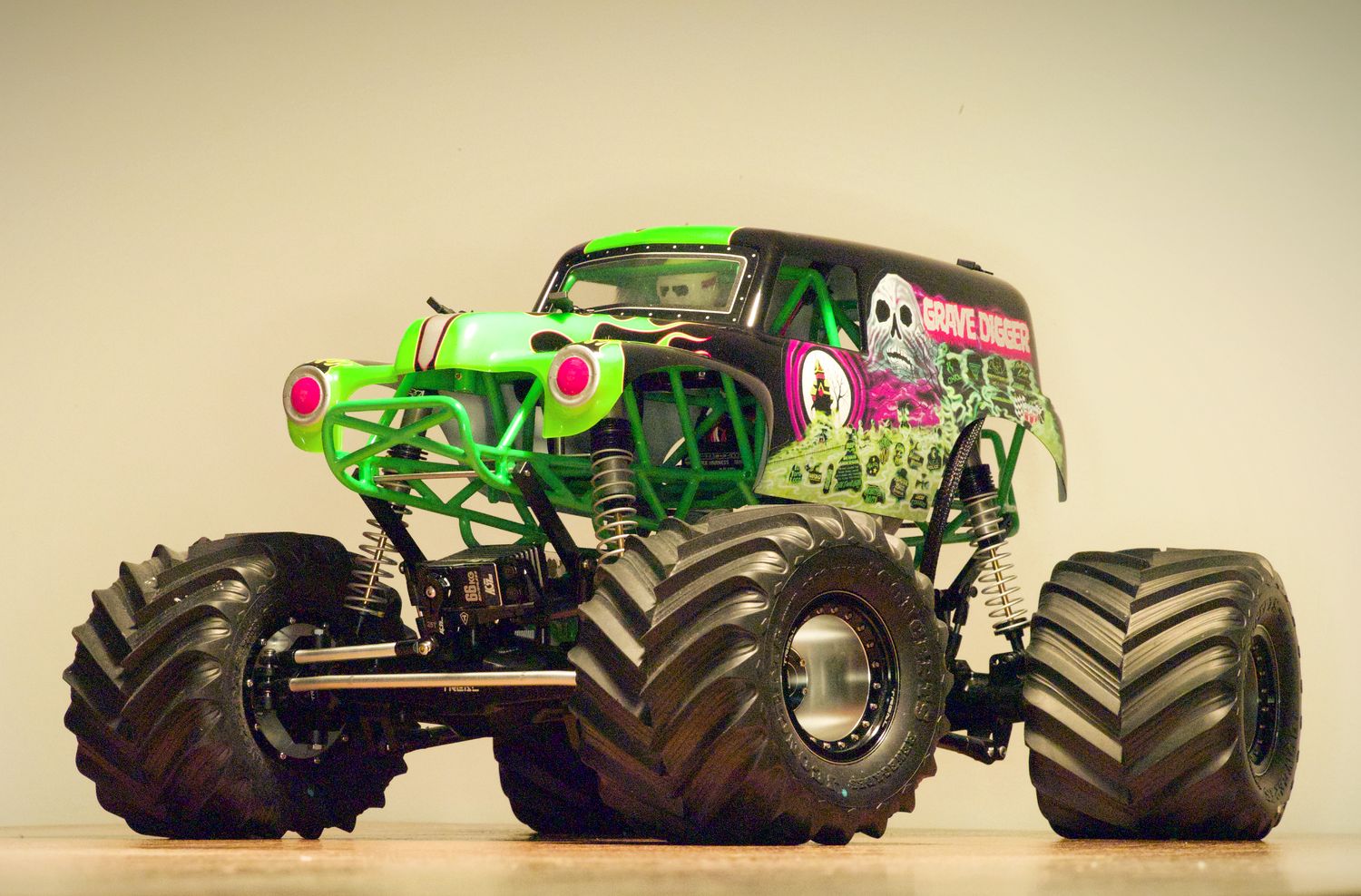 M3 Grave Digger drop in chassis set for SMT10 or LMT (Shipping included)