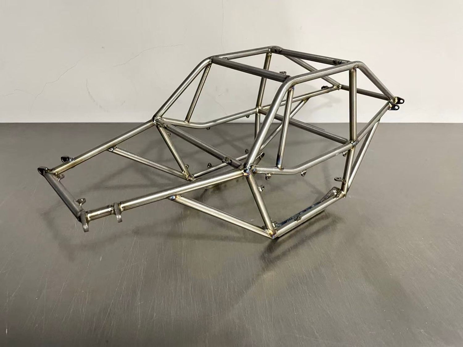 R2XXL Moon Buggy titaninum chassis for SCX6 for axle-mounted-servo and 4link setup (Ready to ship)