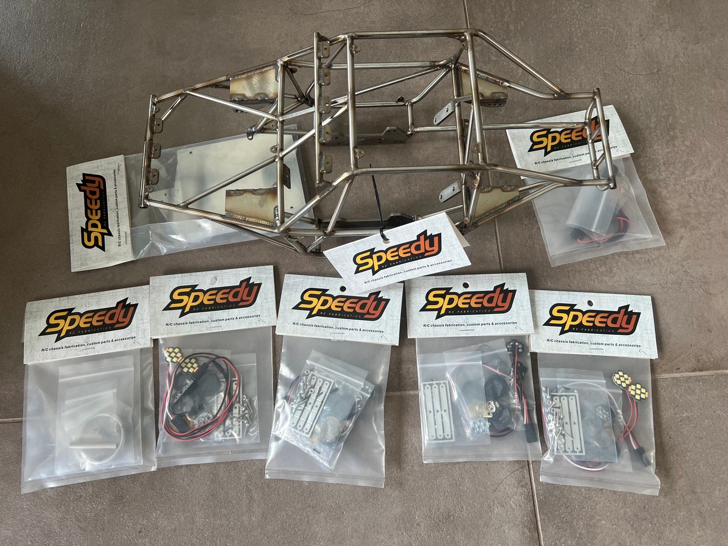 KR1 Scale Comp Crawler for Vanquish H10 direct drop-in with custom Menus style lights set (Stainless, ready to ship)