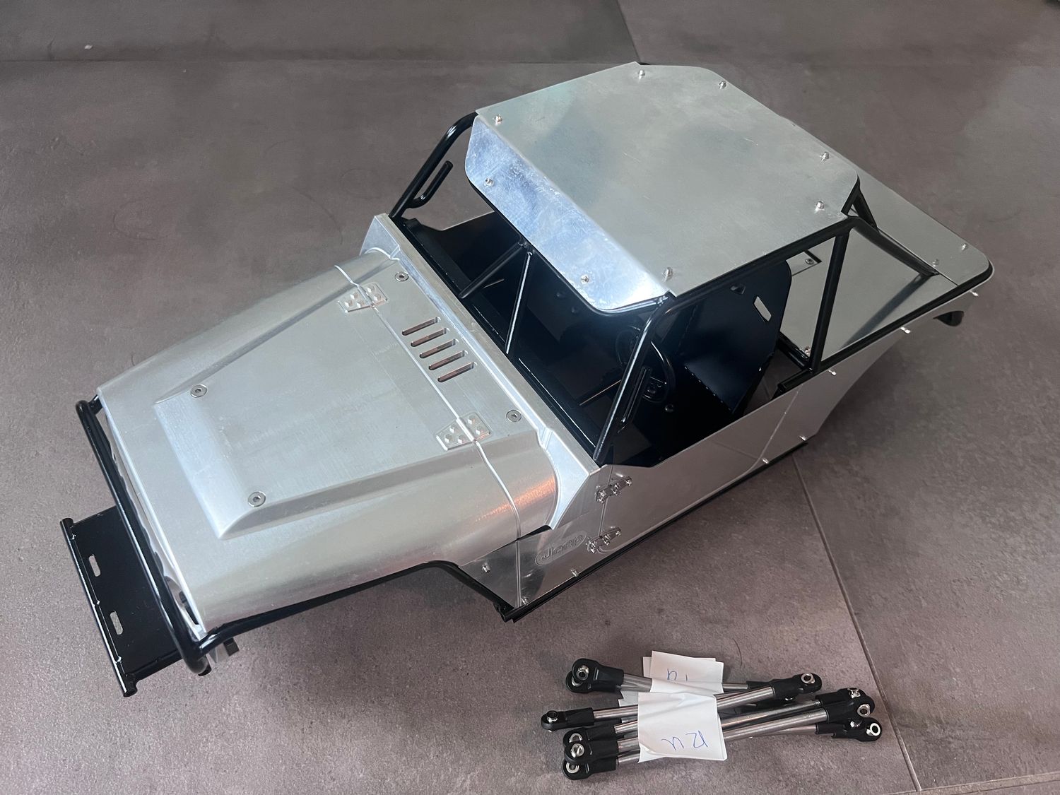 C4 Trail Jeep Universal Chassis for Vanquish/Capra/SCX10ii Demo ready to ship (Ready to ship)
