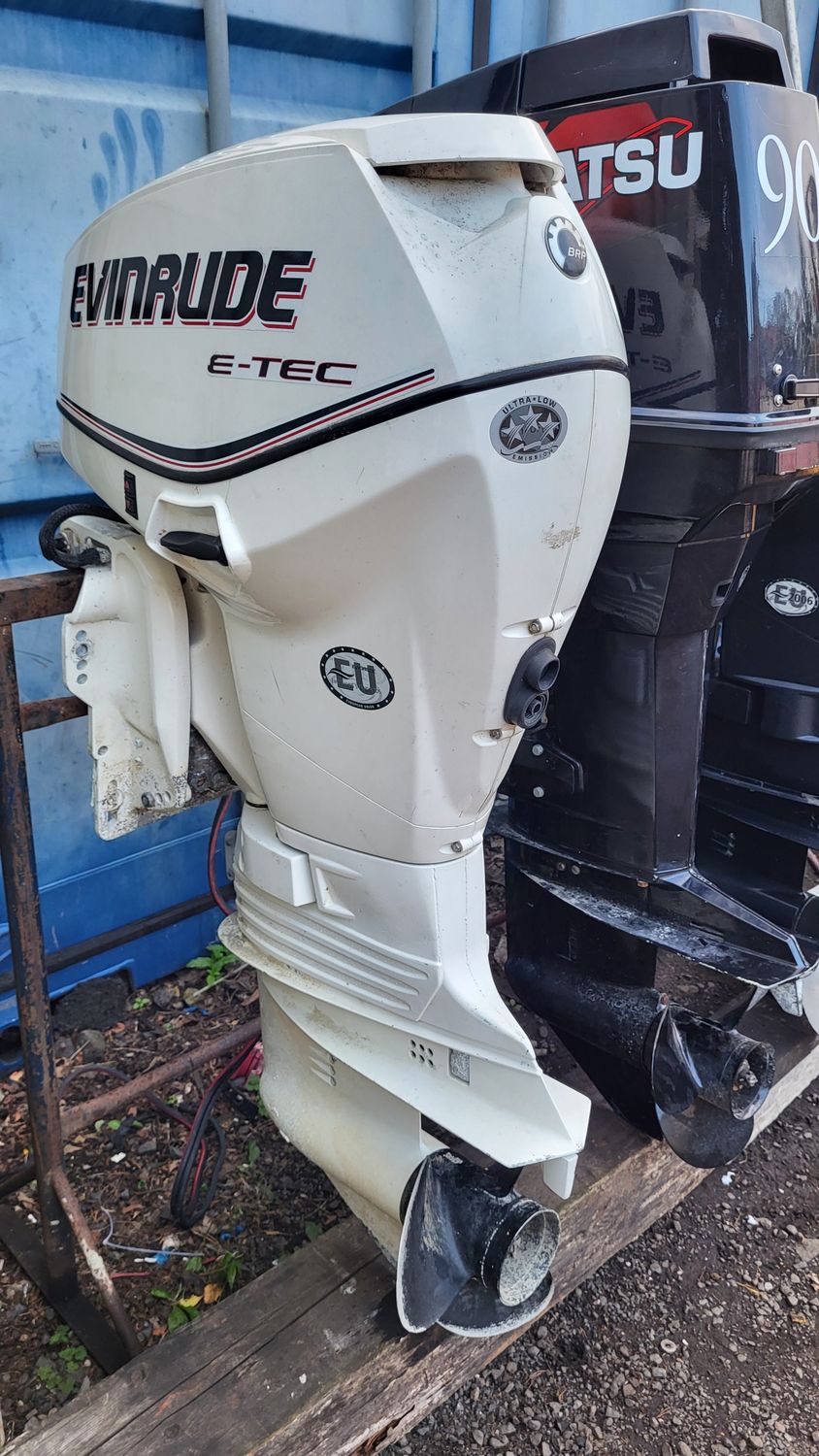 Evinrude 40 Etec longshaft power trim tilt