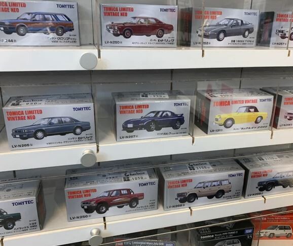 TOMICA LV N