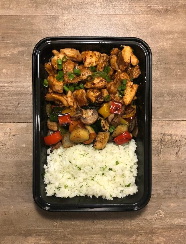 Pollo BBQ con Arroz al cilantro y limón