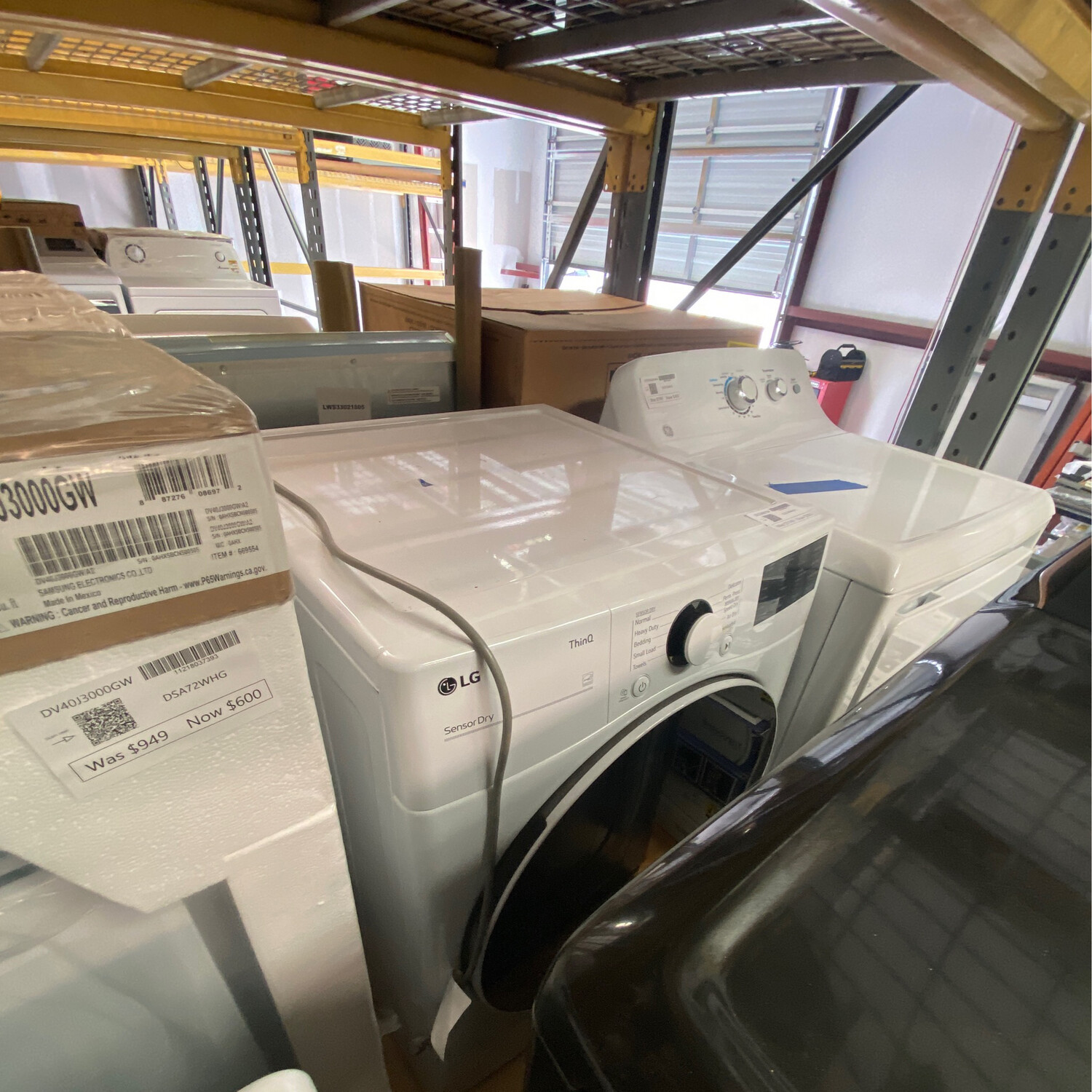 LG DLG3601W 7.4-cu ft Reversible Side Swing Door Stackable Smart Gas Dryer White OB