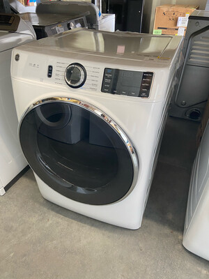GE 7.8 cu. ft. Capacity Smart Front Load Electric Dryer with Steam and Sanitize Cycle. - White Model GFD65ESSNWW MSRP $1149