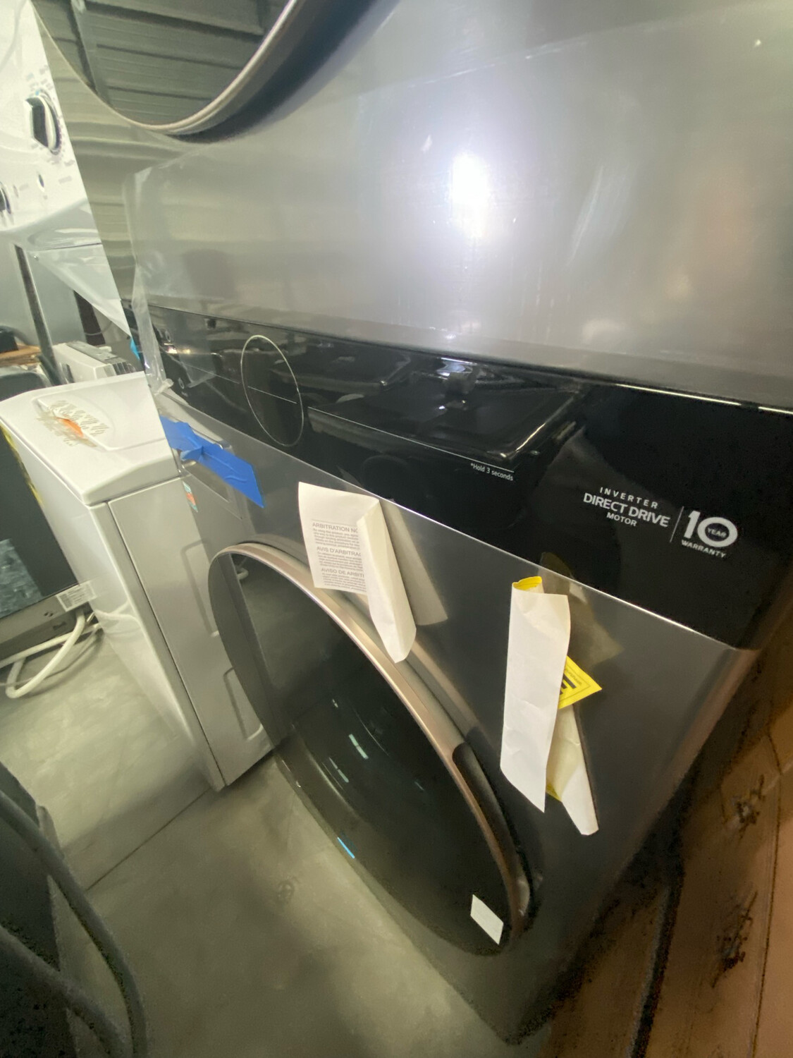 LG Washer and Dryer Stackable Tower. 4.5 cu ft Washer. 7.5 cu ft Dryer