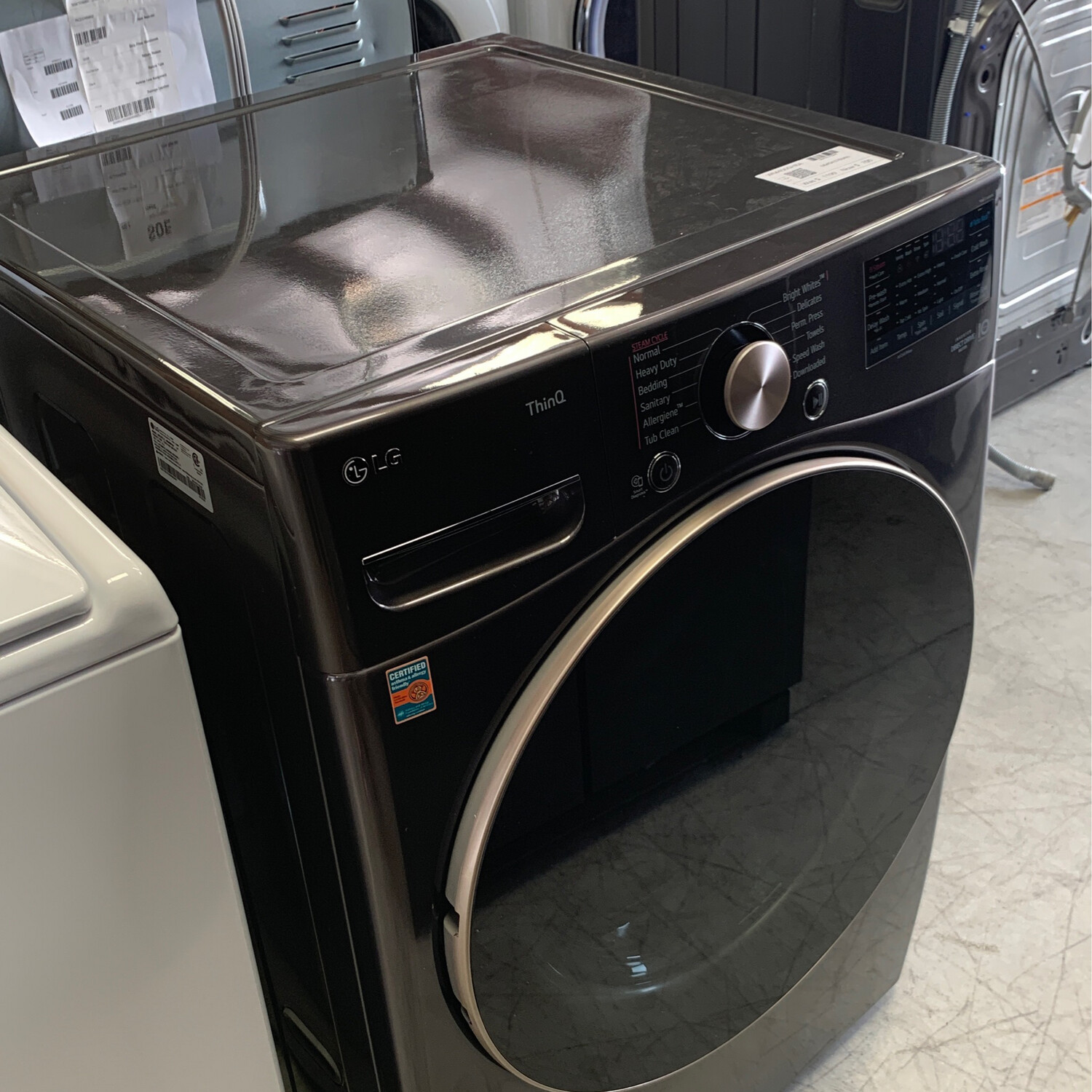 LG TurboWash 360 4.5-cu ft High Efficiency Stackable Steam Cycle Smart Front-Load Washer 1 (Black Steel) ENERGY STAR WM4000HBA MSRP $1199