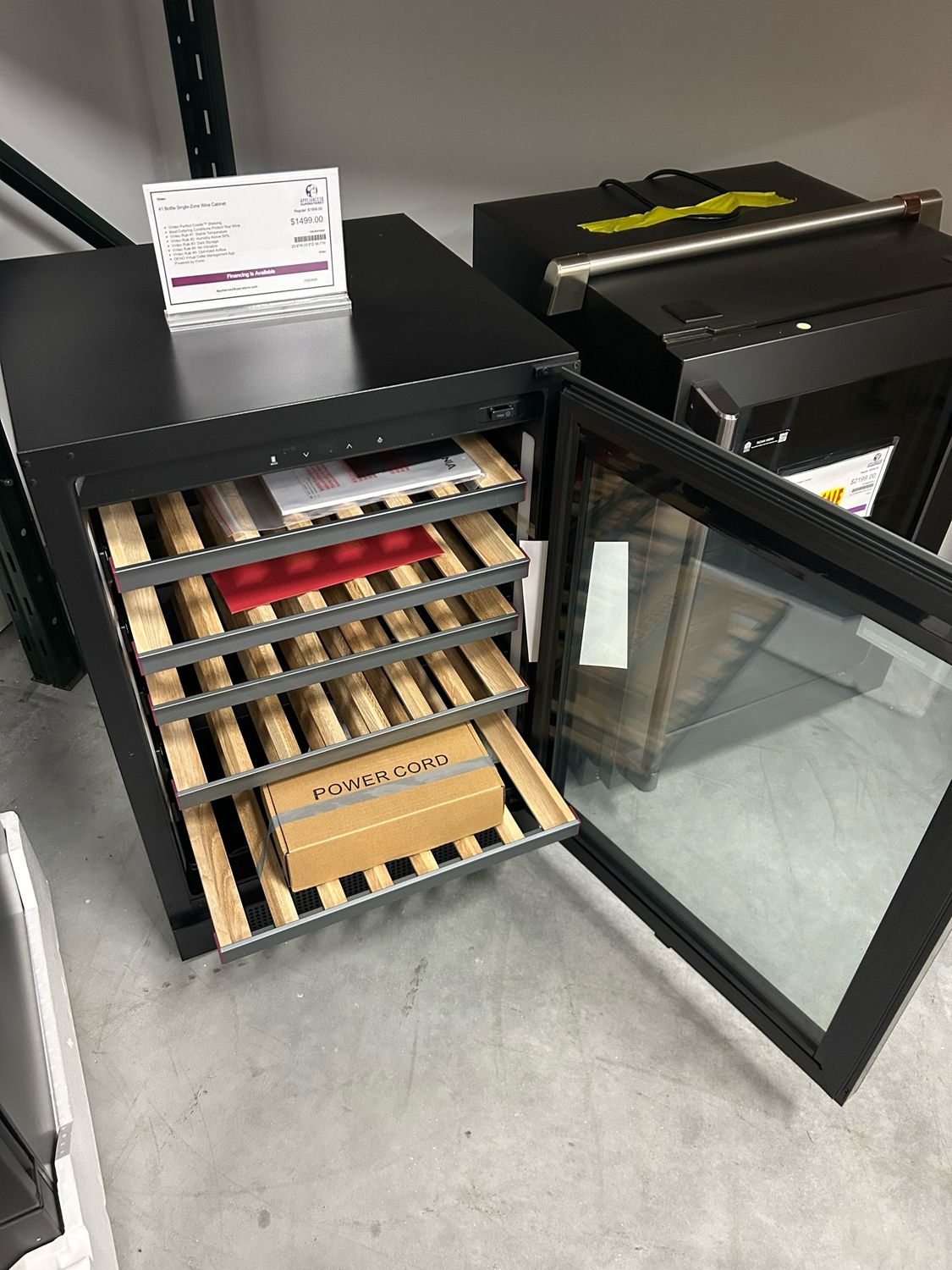 NEW Vintec 41 Bottle Single-Zone Wine Cabinet