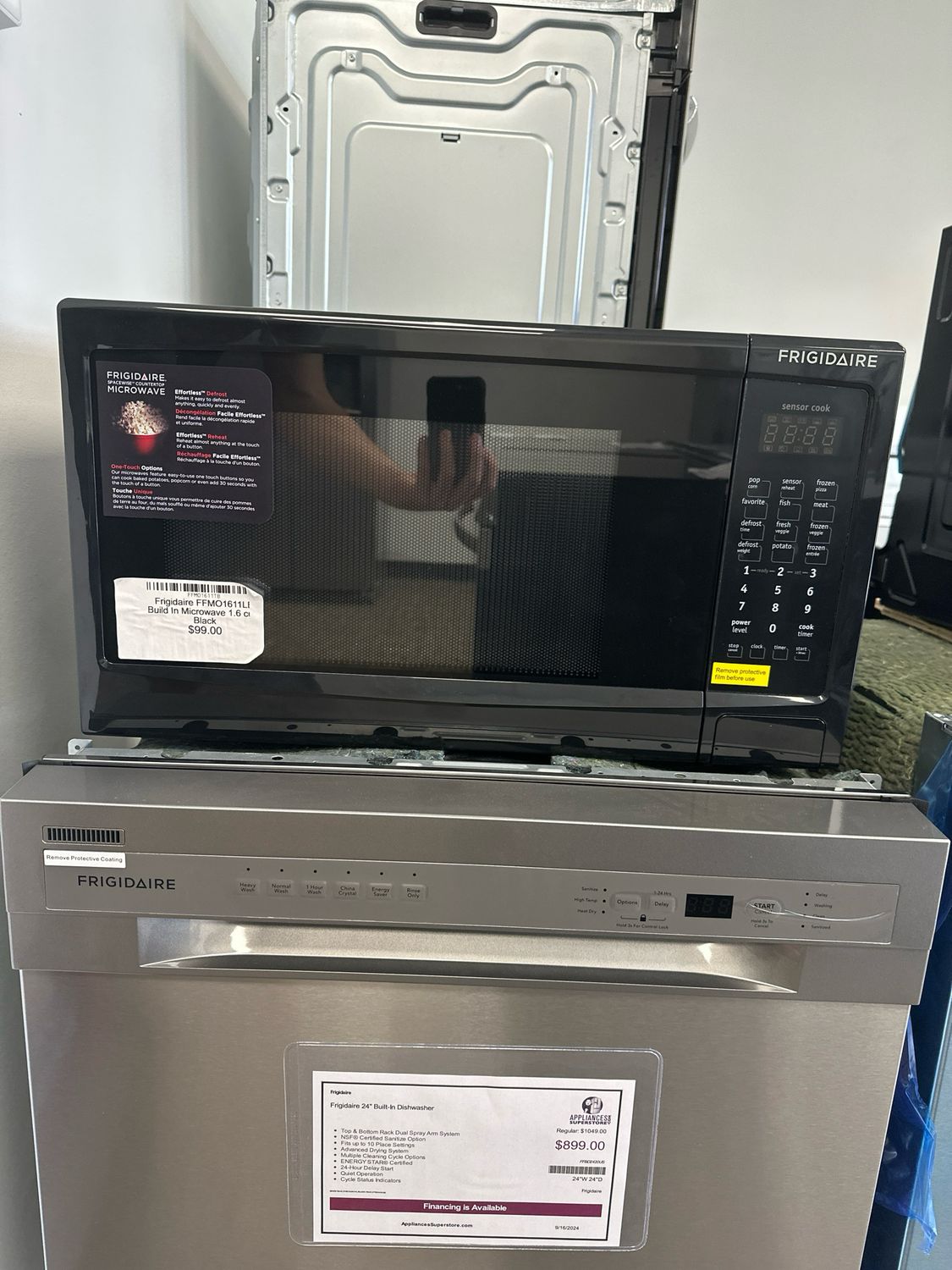 Frigidaire FFMO1611LB 1.6 Cu. Ft. Built-in Microwave