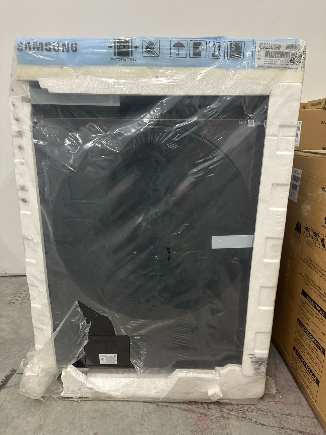 Samsung Bespoke 5.3 cu. ft. Ultra Capacity Front Load Washer with Super Speed Wash and AI Smart Dial in Brushed Black WF53BB8700AVUSOB