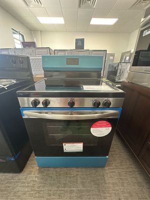 Frigidaire 30&quot; Electric Range FCRE3052BS
