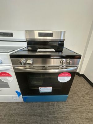 Frigidaire 30&quot; Electric Range with Air Fry FCRE3083AS