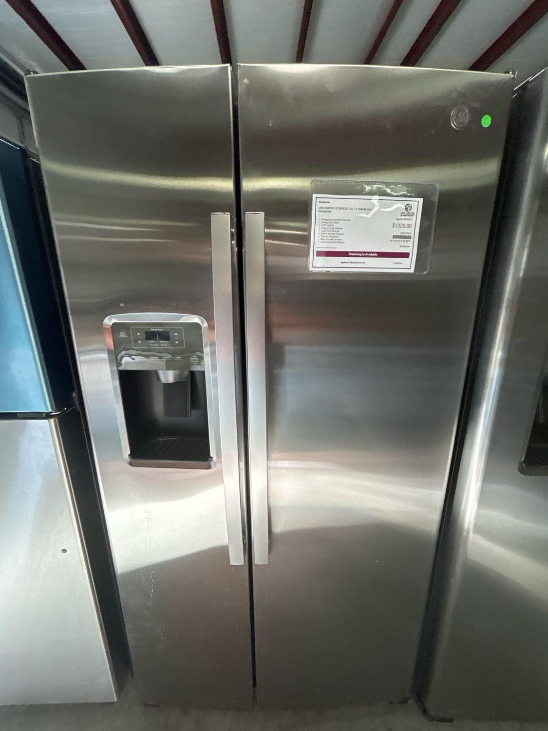 GE GSE25GYPFS 25.3 Cu. Ft. Side-By-Side Refrigerator  Open-Box