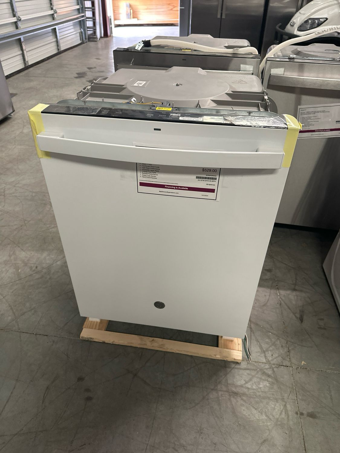 GE GDT550PGRWW  Top Control Built-in Dishwasher