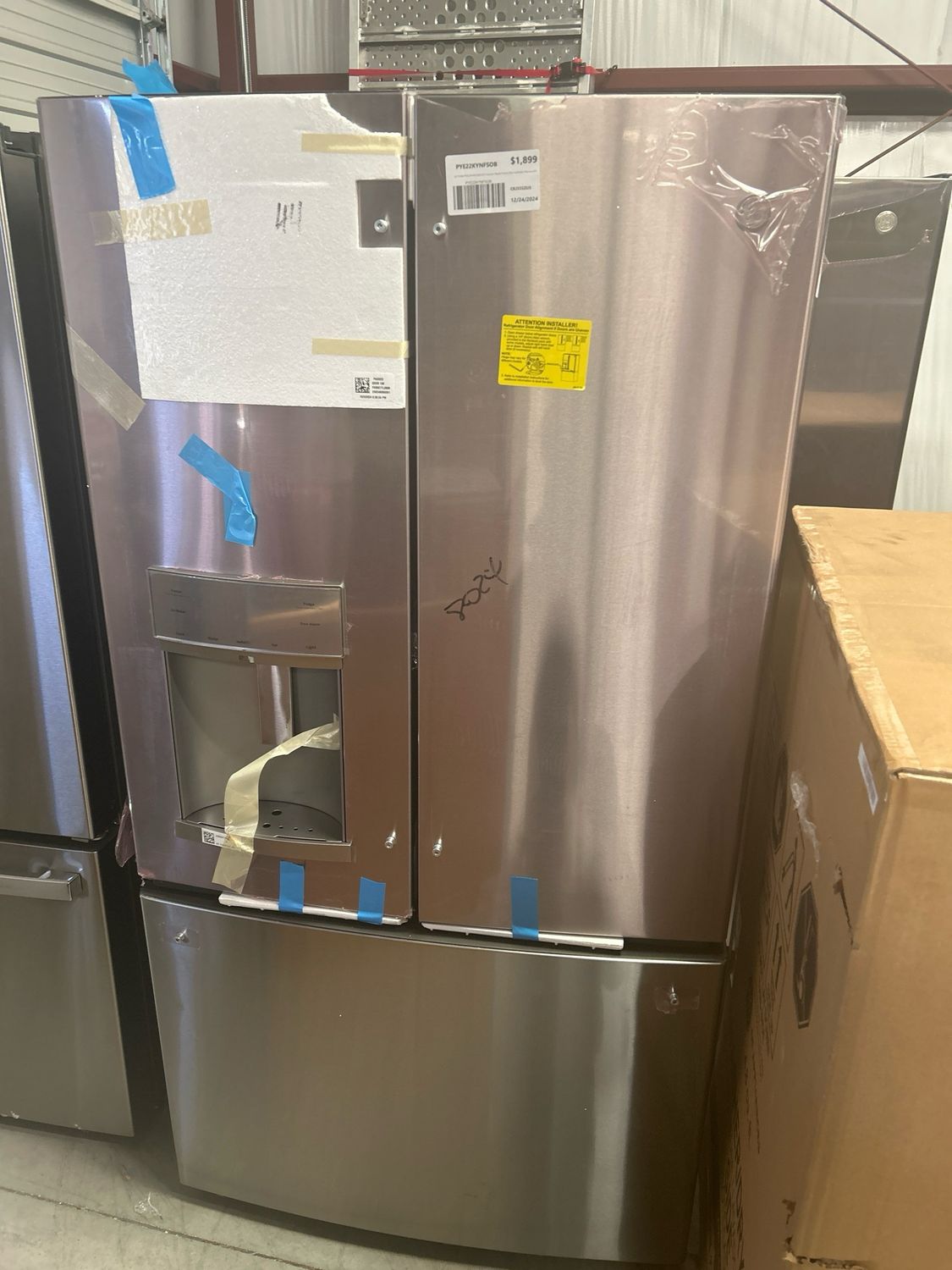 GE Profile PYE22KYNFS 22 CF Counter-Depth French Door w/Hands-free AutoFill