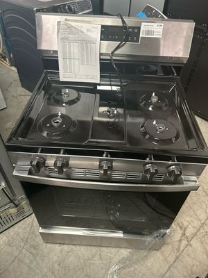 GE GGF500PVSS 30” Free - Standing Gas Range Gas Range with Crisp Mode