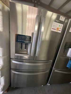 Whirlpool WRX735SDHZ 36-inch wide French door refrigerator - 25 cu. ft..