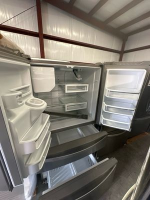 Whirlpool WRX735SDHZ 36-inch wide French door refrigerator - 25 cu. ft..