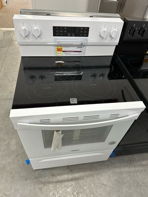 Whirlpool 30-inch Energy Star Electric Range with Air Cooking Technology, No Preheat Air Fry and Air Baking and Self Clean WFES5030RW