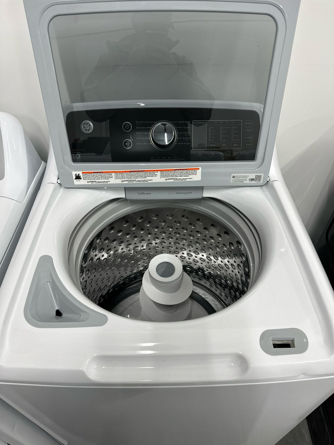 GE GTW585BSVWS 4.5 cu. ft. Capacity Washer with Water Level Control