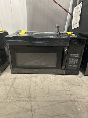 Hotpoint RVM5160DHBBOB 1.6CF OTR Microwave Oven
