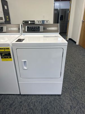 Speed Queen DR7004WE Sanitizing Electric Dryer with Pet Plus