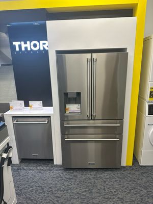 THOR TRF3601FD 36&quot; Counter Depth French Door w/Ice &amp; Water Dispenser