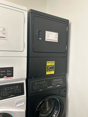 Speed Queen SF7007BE Stacked Washer-Electric Dryer with Pet Plus