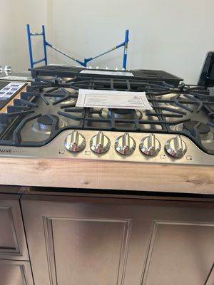 Frigidaire FGGC3047QS Gallery 30" Gas Cooktop
