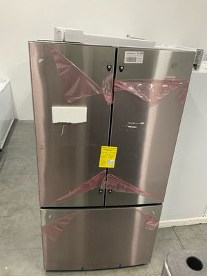 GE GWE22JYMFS ENERGY STAR 21.9 Cu. Ft. Fingerprint Resistant Counter-Depth French-Door Refrigerator