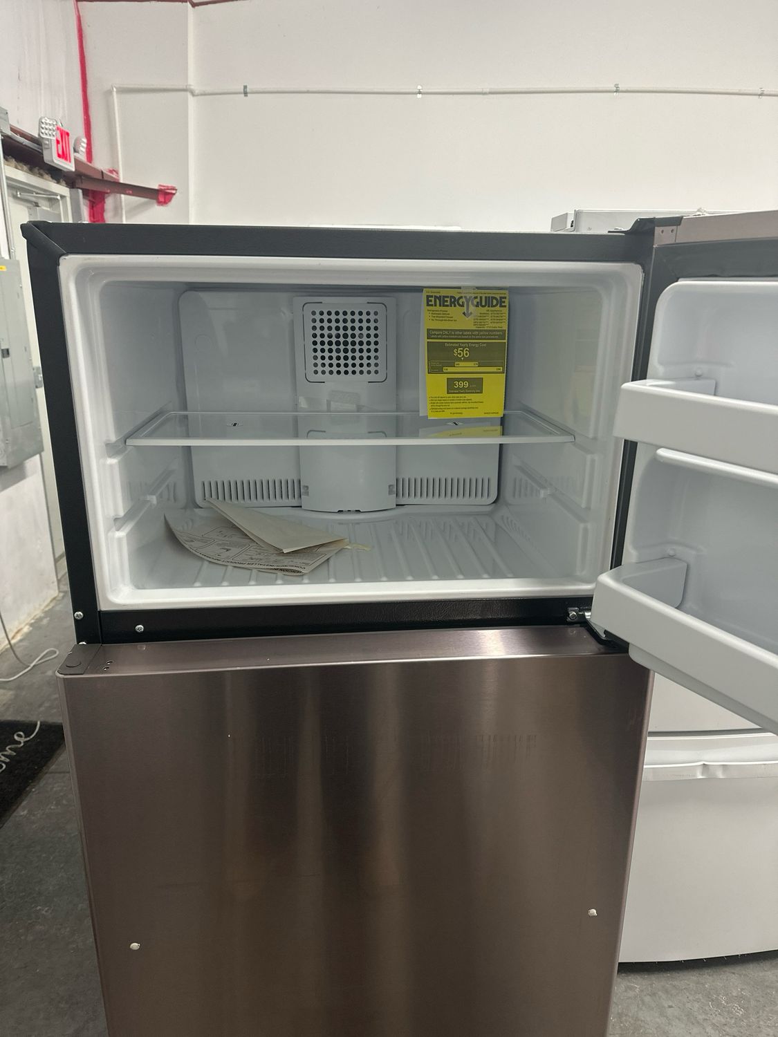 GE GTS18HYNRFS 17.5 Cu. Ft. Top-Freezer Refrigerator