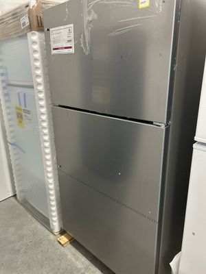 Whirlpool WRT311FZDZ 33&quot; Top Freezer 20CF Stainless Steel
