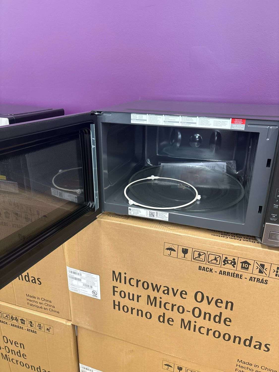 GE Profile PES7227SLSS 2.2 Cu Ft Countertop Sensor Microwave Oven mhc1