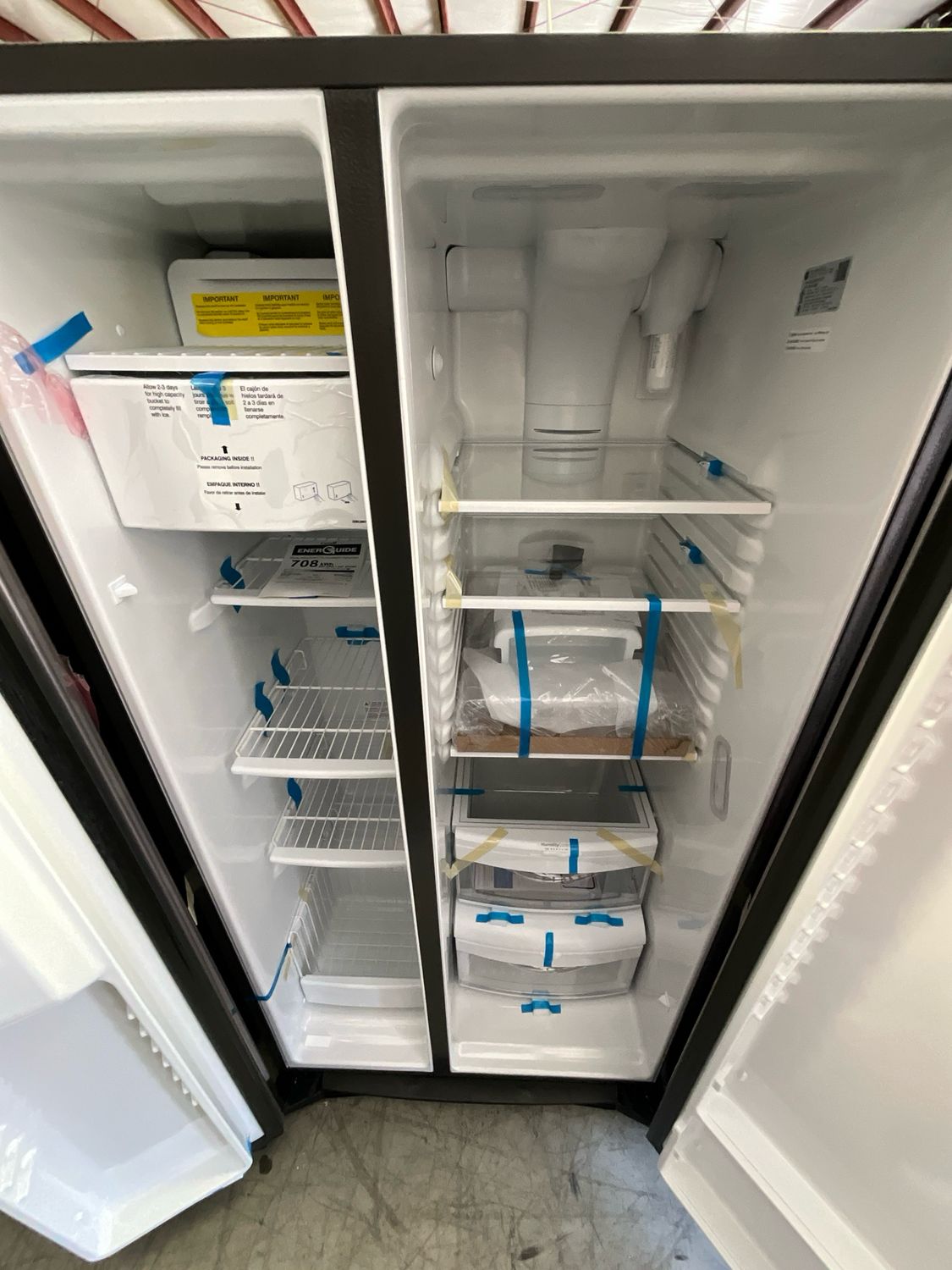 GE GSS25GYPFS 25.3CF Side-by-Side Refrigerator