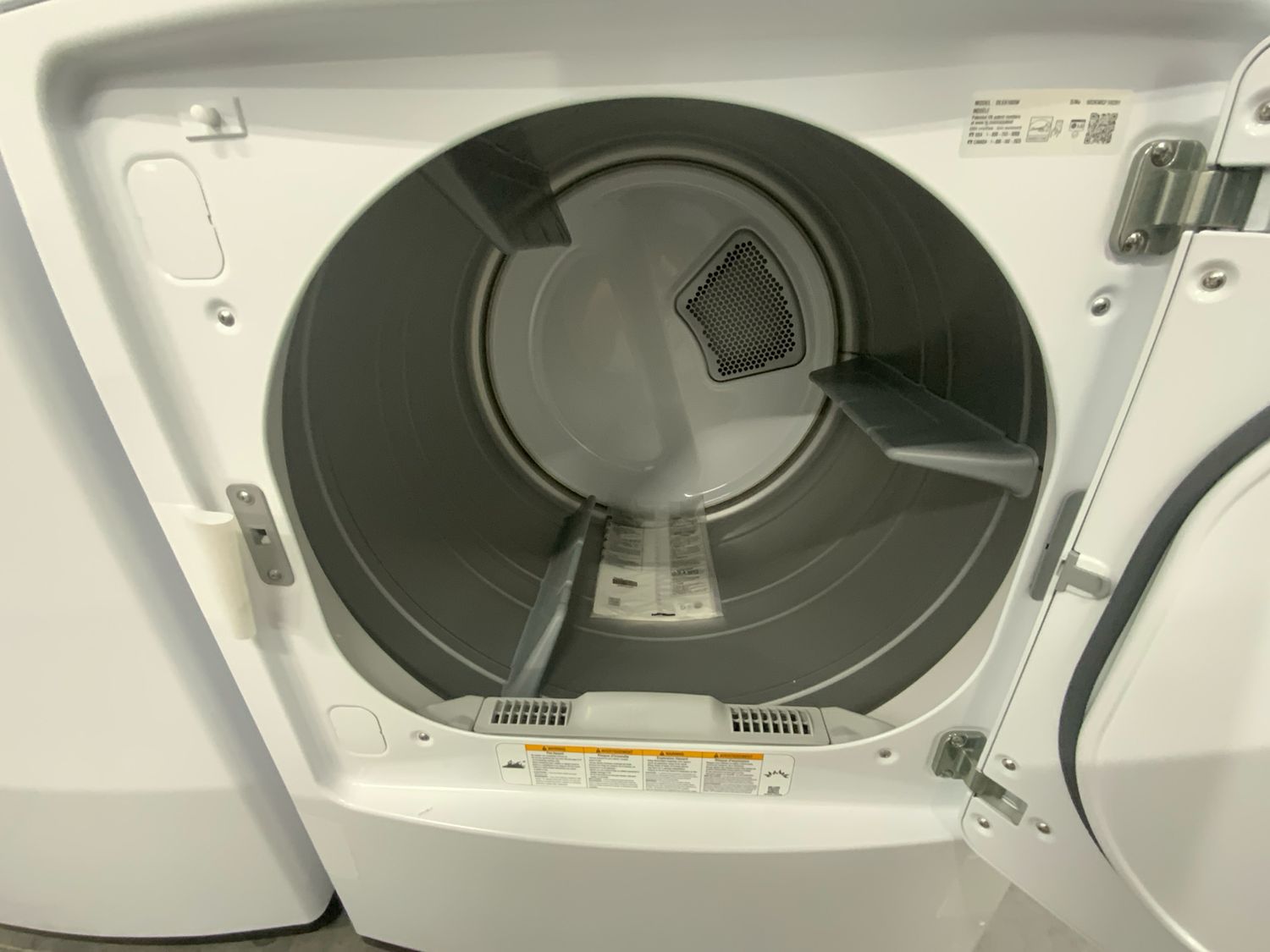 LG DLE6100W 7.3 Cu Ft Electric Dryer Energy Star